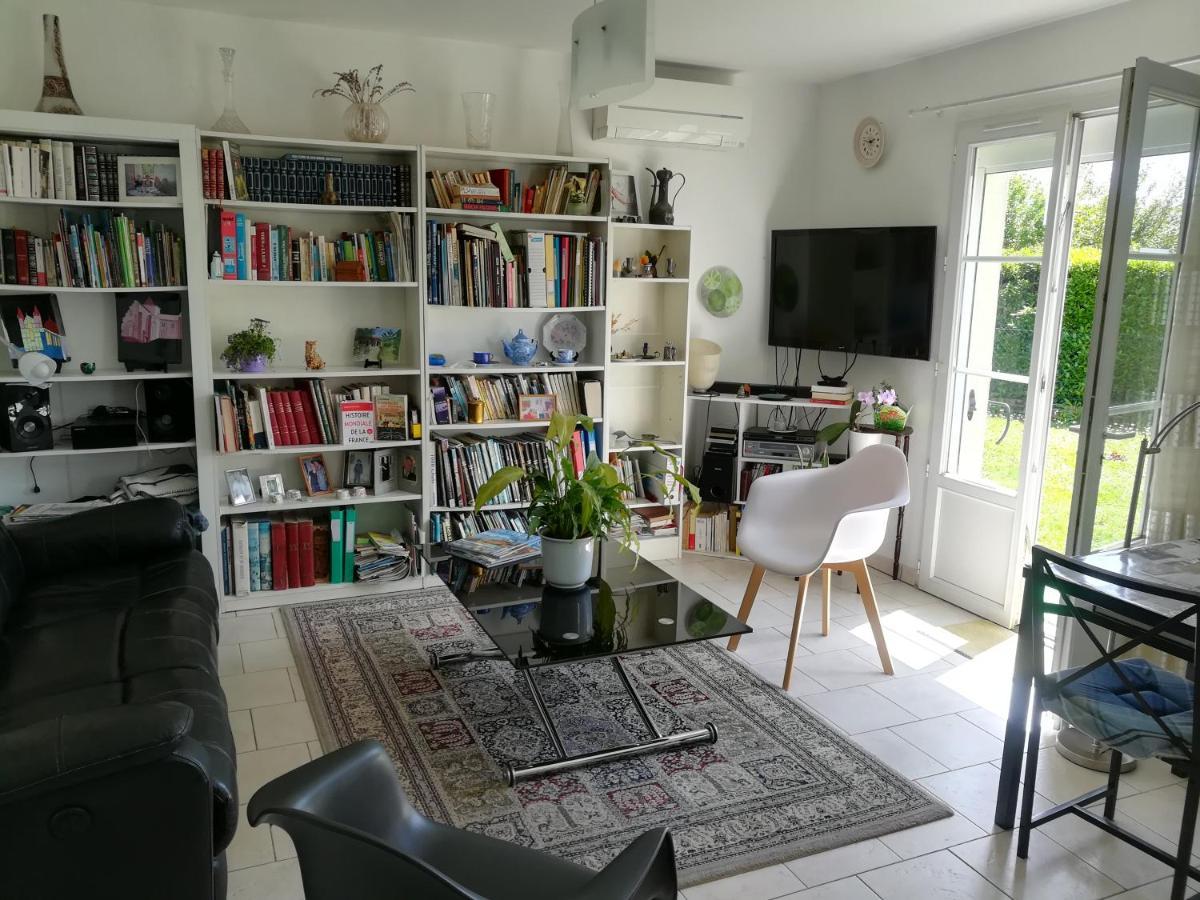 Chambres D'Hotes Les Lilas Руфек Екстериор снимка