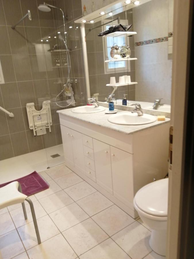 Chambres D'Hotes Les Lilas Руфек Екстериор снимка