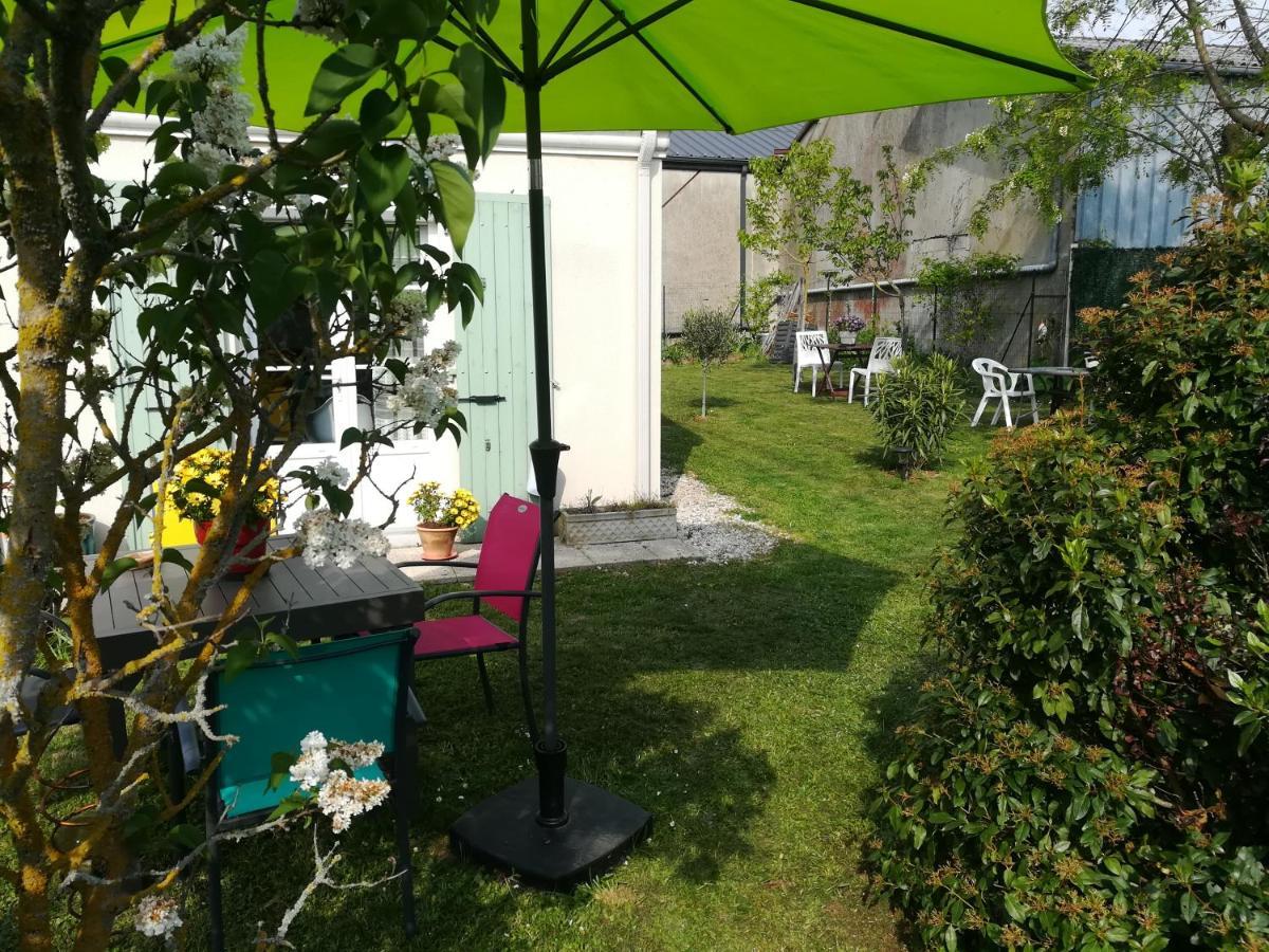 Chambres D'Hotes Les Lilas Руфек Екстериор снимка